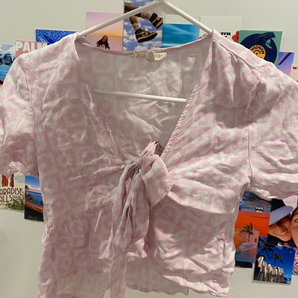Pacsun pink blouse